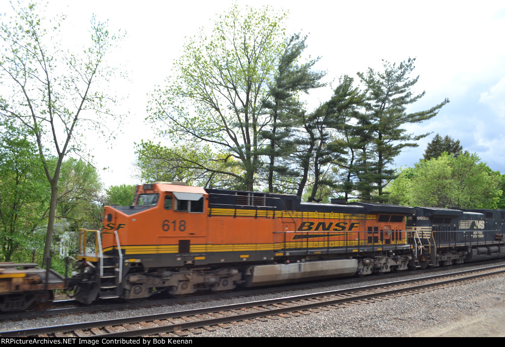 BNSF 618